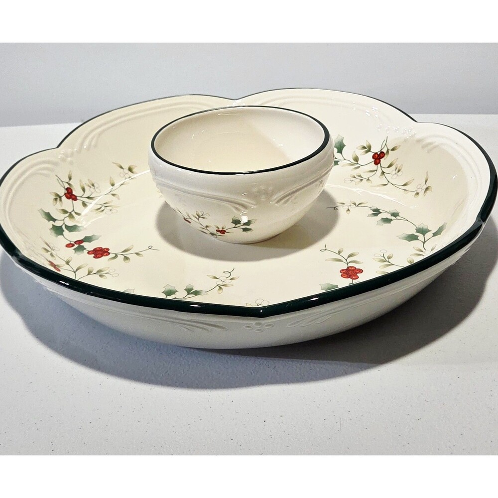 Vintage Pfaltzgraff Winterberry Chip 'N Dip Plate & Bowl Set USA Christmas